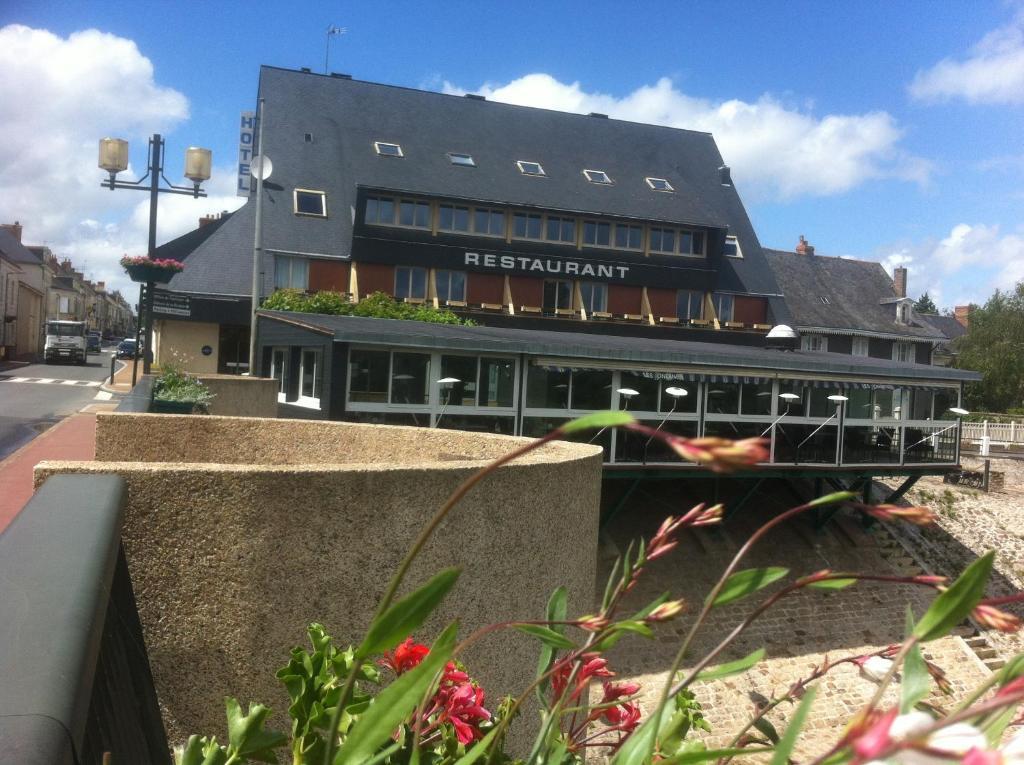 Hotel Les Ondines Les Hauts-d'Anjou Esterno foto