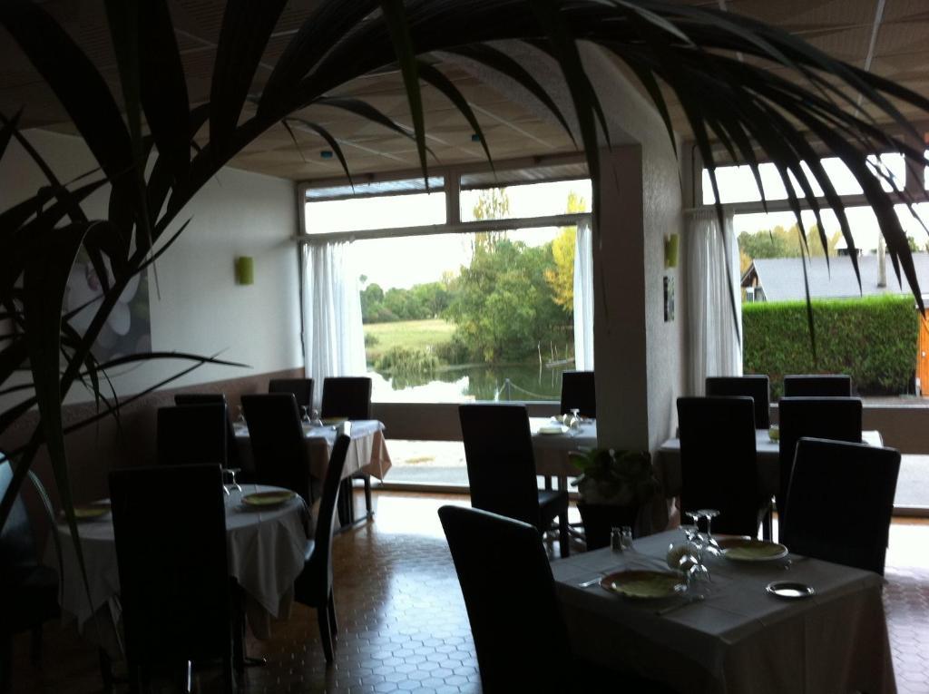 Hotel Les Ondines Les Hauts-d'Anjou Esterno foto