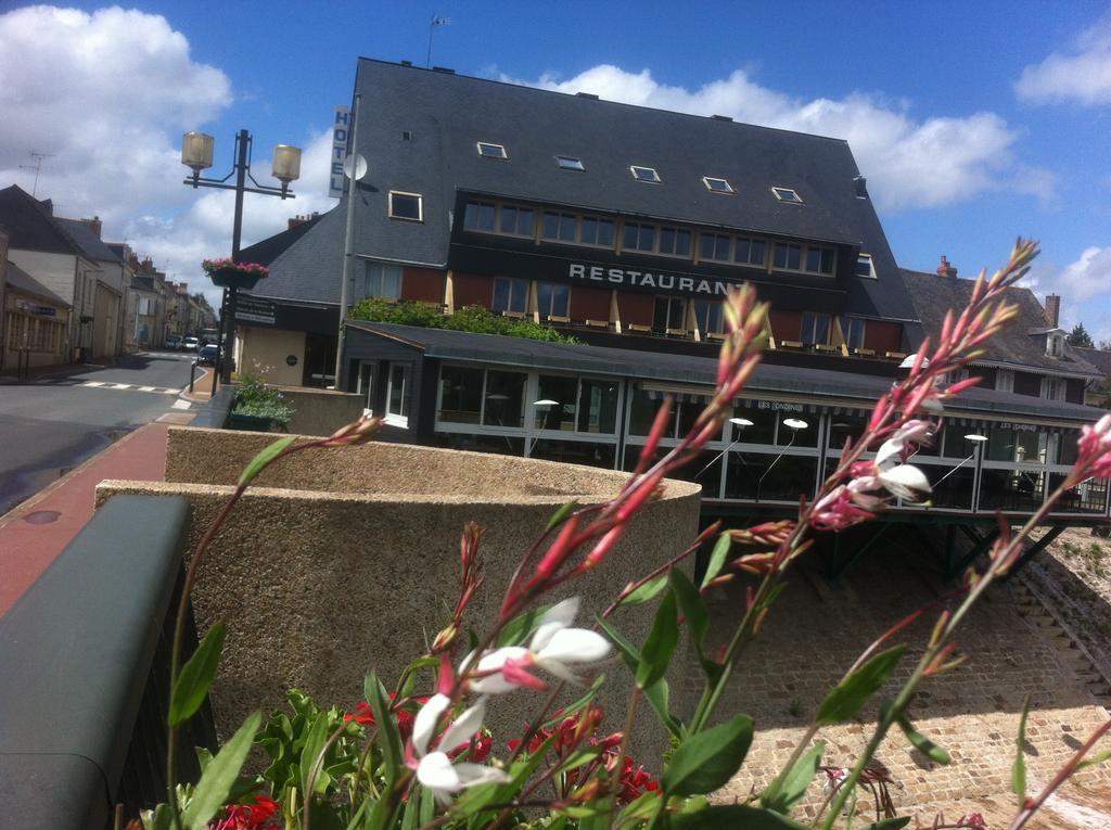 Hotel Les Ondines Les Hauts-d'Anjou Esterno foto